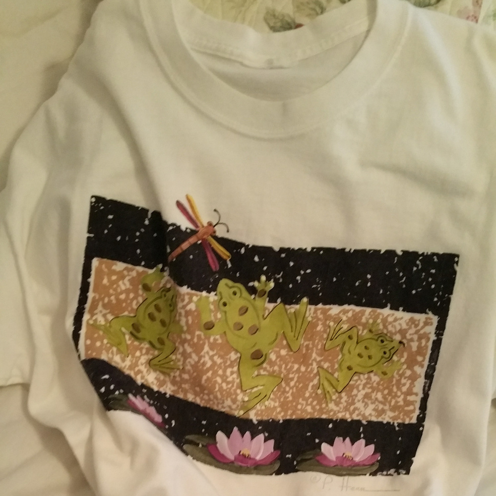 Handpainted Frog Tee Shirt Short Sleeve Size L
